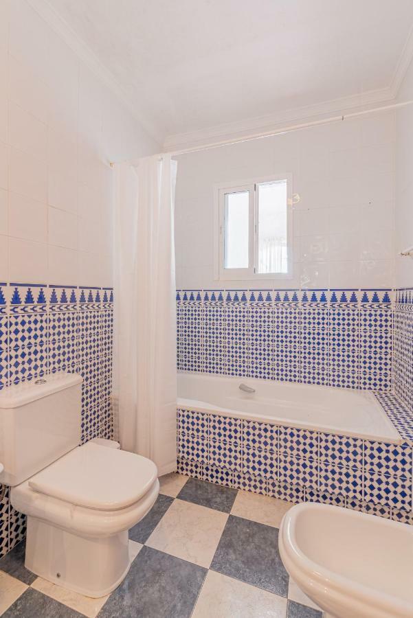 Tio Charles Apartment Benalmadena Luaran gambar